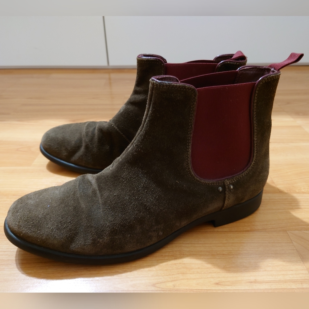 Geox Chelsea boots